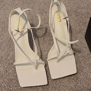 New never worn Bottega style ego shoes